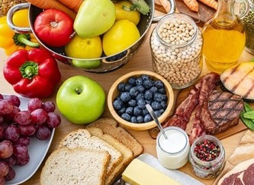 Ürolojide Beslenme: Böbrek ve Mesane Sağlığı İçin Doğru Diyet